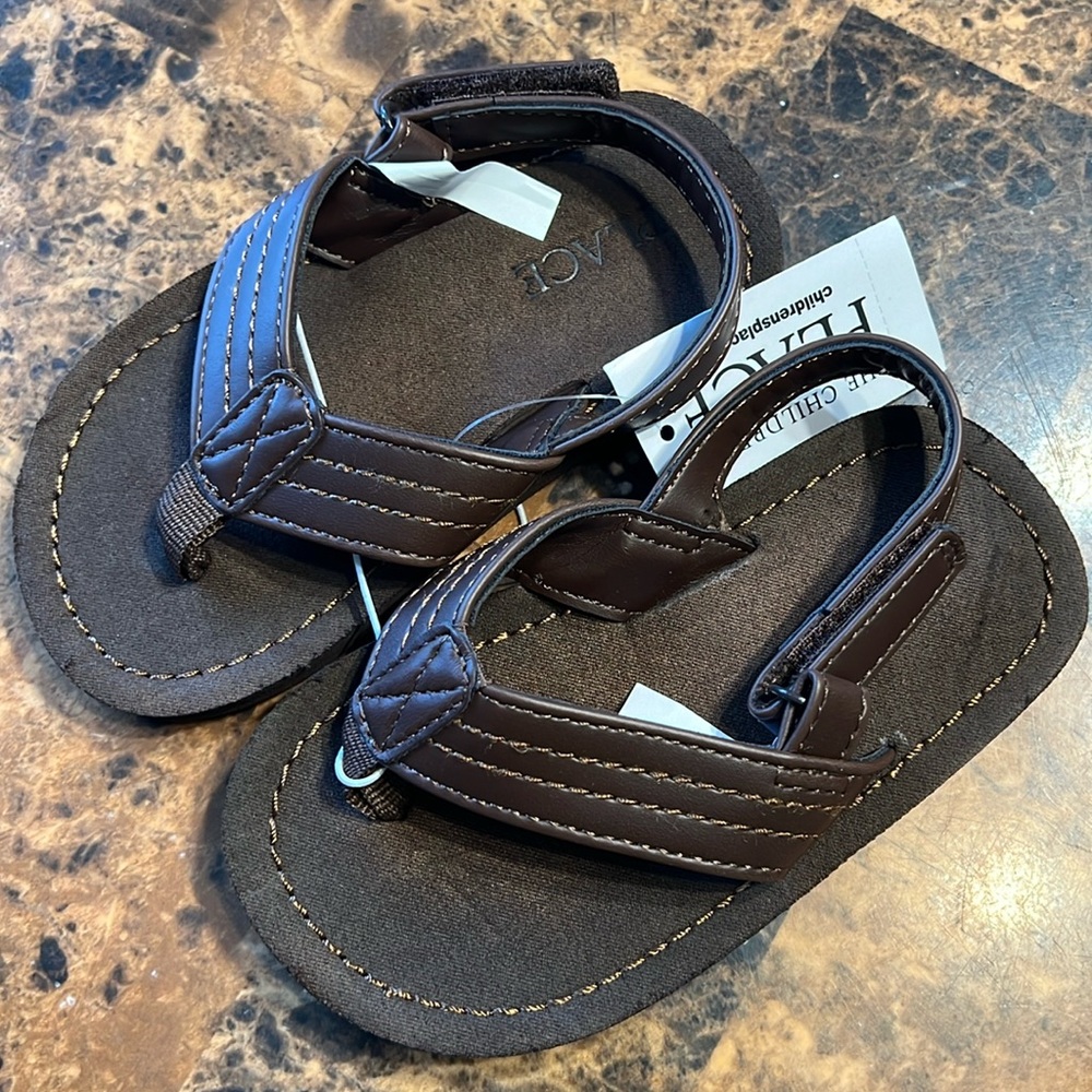 Children’s Place Toddler Boys Faux Leather Flip Flops Sandals